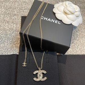✨ CHANEL Gold Crystal Necklace